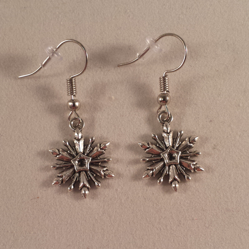 Silver Snowflake Dangle Earrings Women's Party Gift